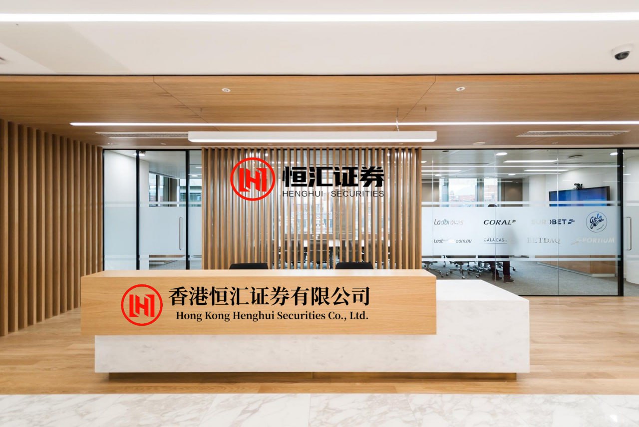 德旺配资 27岁男子带4名未成年女孩去水库游泳致2人溺亡，被判4年、赔偿9.2万余元，判决书：潘某甲在水中嬉戏时做出危险动作，将女孩们逼向深水区